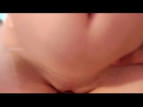 ❤️ Dormitu in a stanza di a mo surella è hè cusì ch'e aghju svegliatu ❤️❌ Solo porno à noi ❌️❤